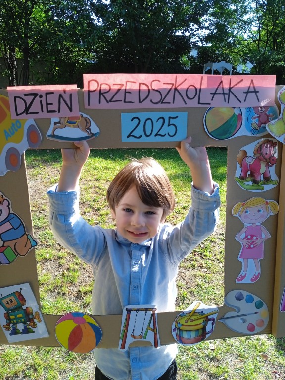 dziecko w dniu przedszkolaka