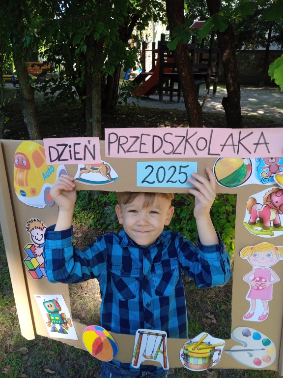 dziecko w dniu przedszkolaka