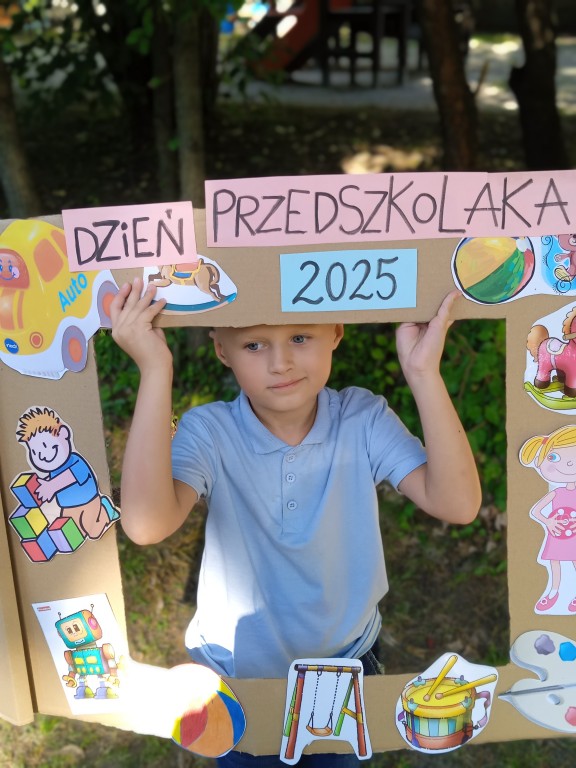 dziecko w dniu przedszkolaka