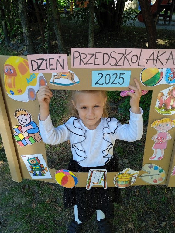 dziecko w dniu przedszkolaka