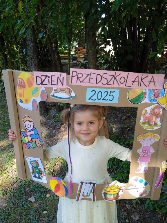 dziecko w dniu przedszkolaka