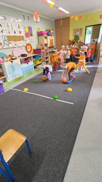 zabawa ruchowa z dynia