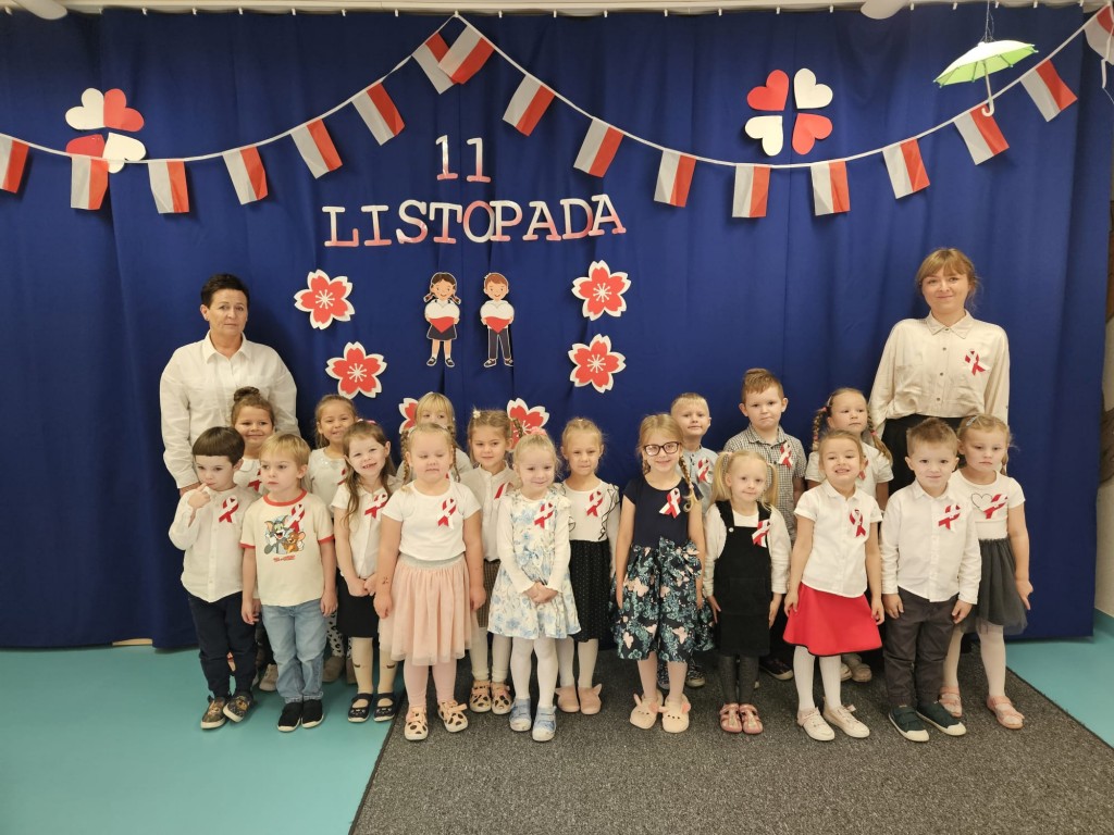 spiewanie hymnu polski