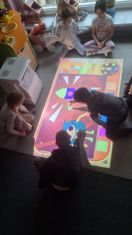 Zabawy z magicznym dywanem 