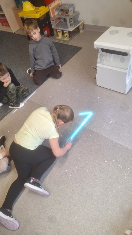 Zabawy z magicznym dywanem 