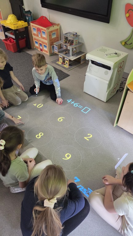 Zabawy z magicznym dywanem 