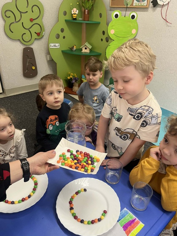 Eksperyment z kolorami w ramach projektu Kreatywna Matematyka