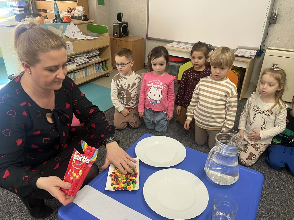 Eksperyment z kolorami w ramach projektu Kreatywna Matematyka