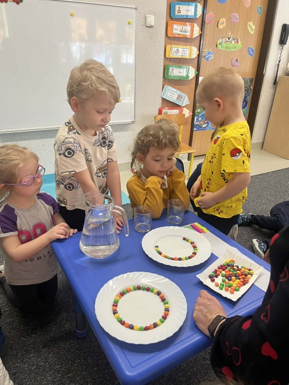 Eksperyment z kolorami w ramach projektu Kreatywna Matematyka