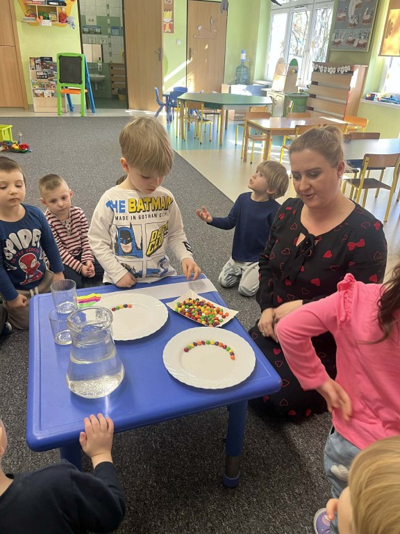 Eksperyment z kolorami w ramach projektu Kreatywna Matematyka