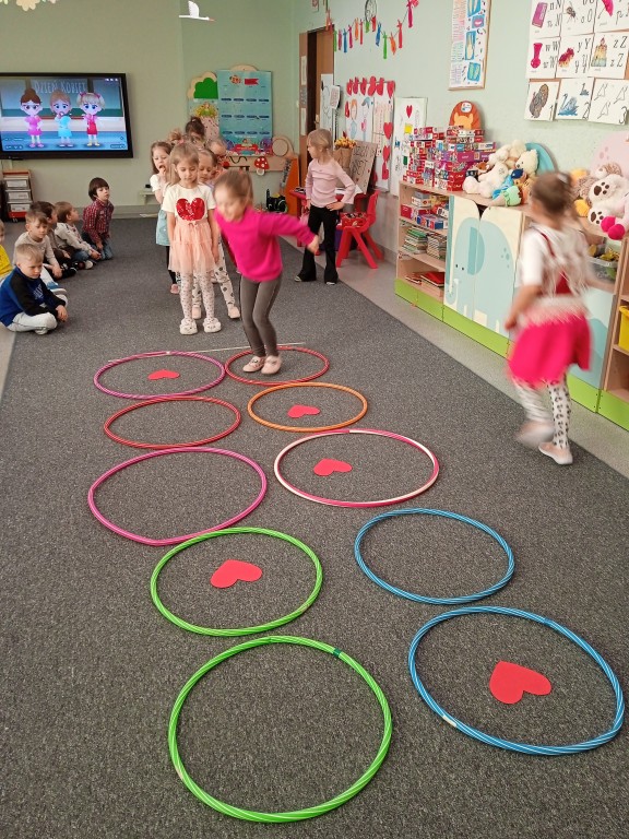 dzien kobiet w przedszkolu