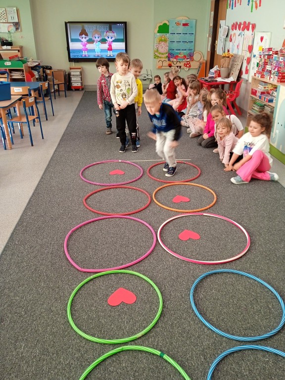 dzien kobiet w przedszkolu