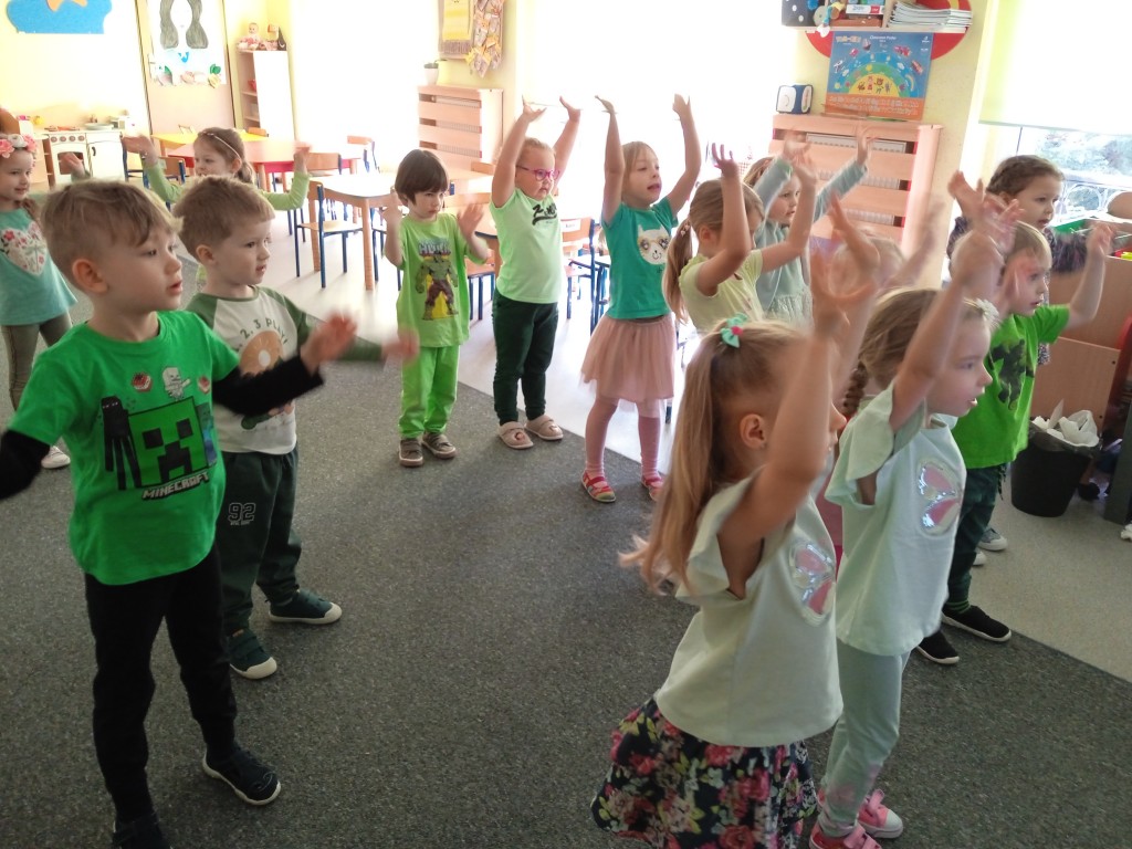 dzieci witaja wiosne piosenka